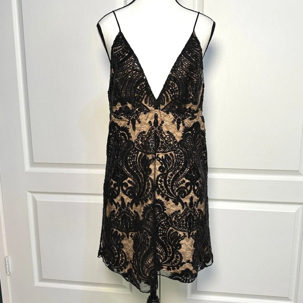 Free People Night Shimmers Mini Dress 8 Plunge Sequin Lace Nude Party Whimsigoth
